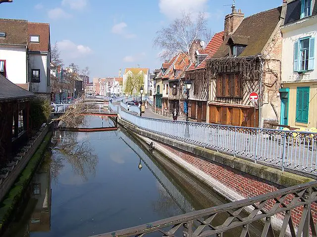 Amiens St-Leu Quarters