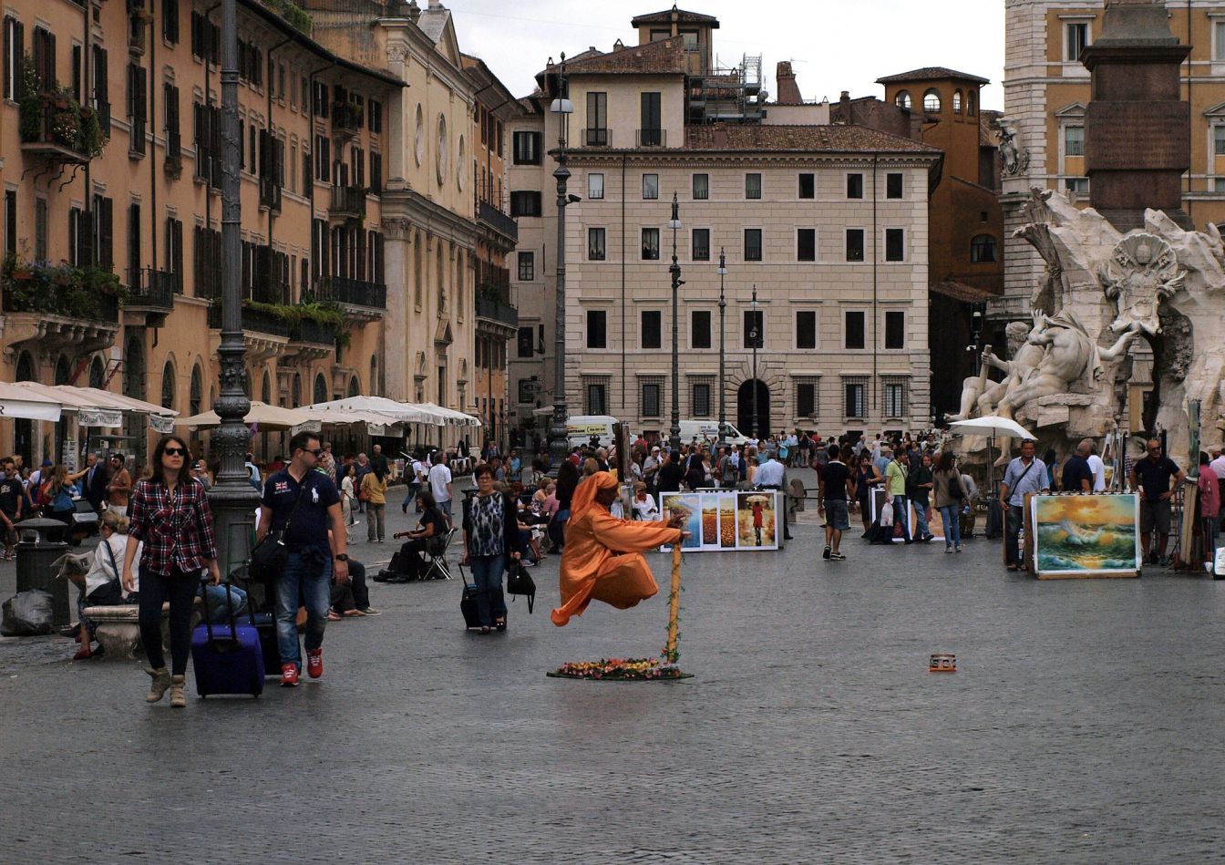 Flying Yogi, Rome