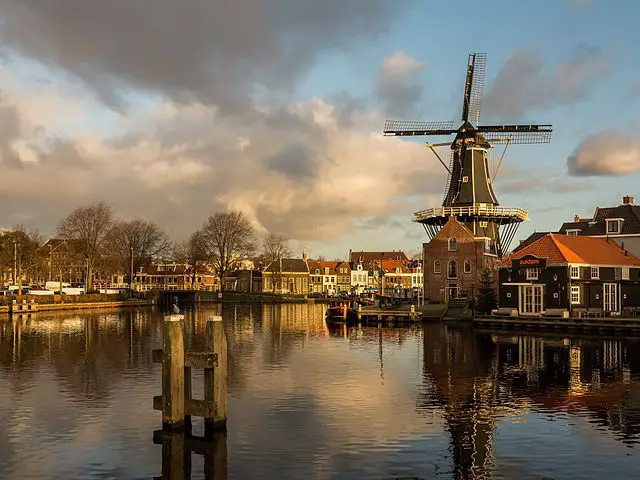 Haarlem molen de Adriaan