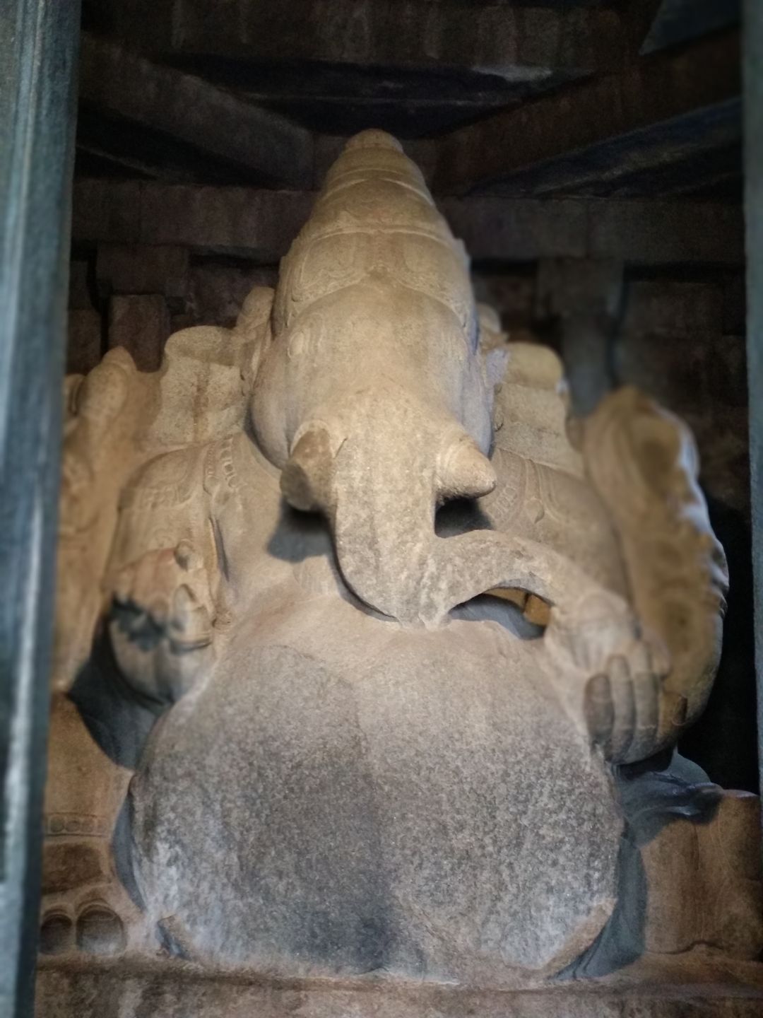 Kadalekalu Ganesha, Hampi