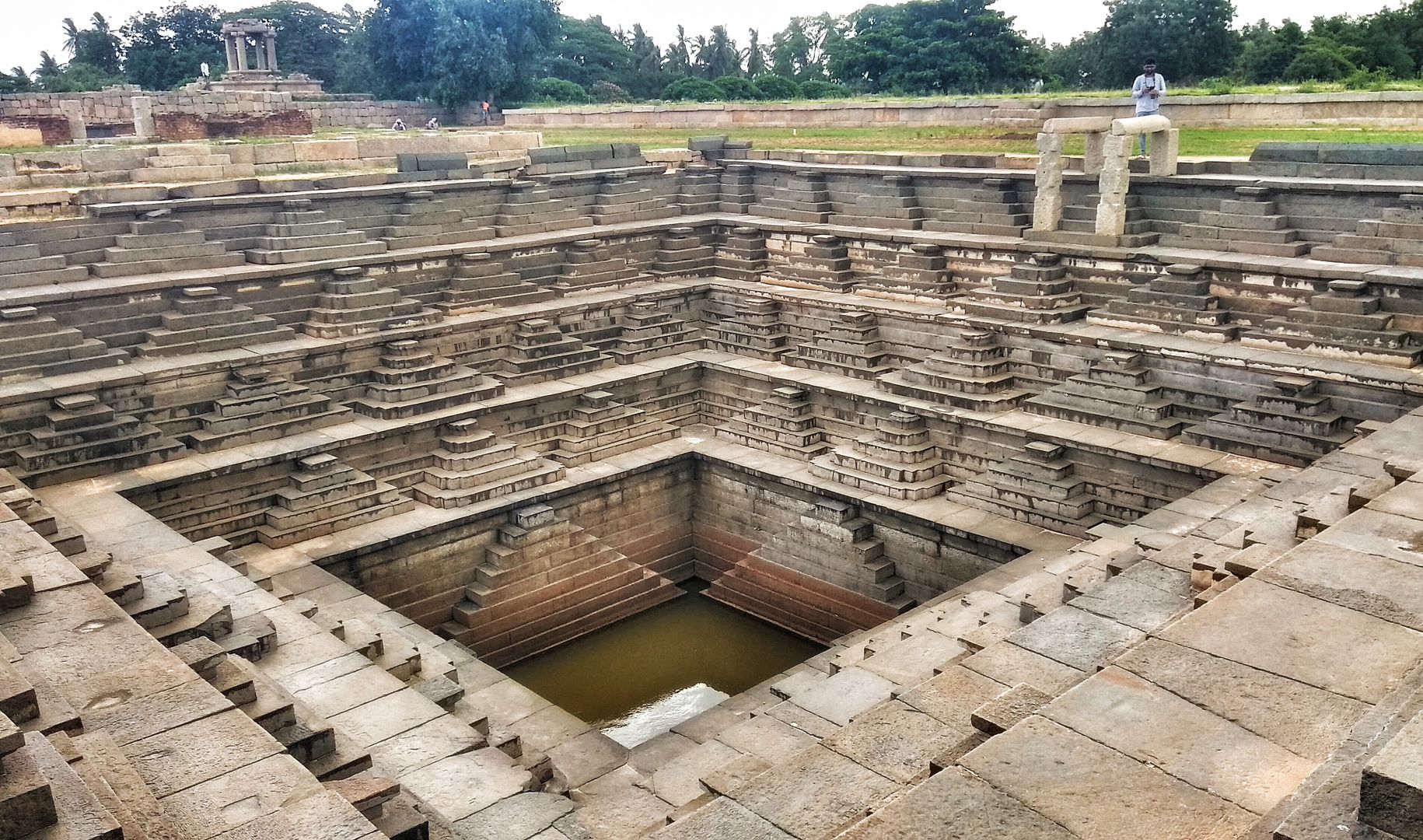 Pushkarini, Hampi