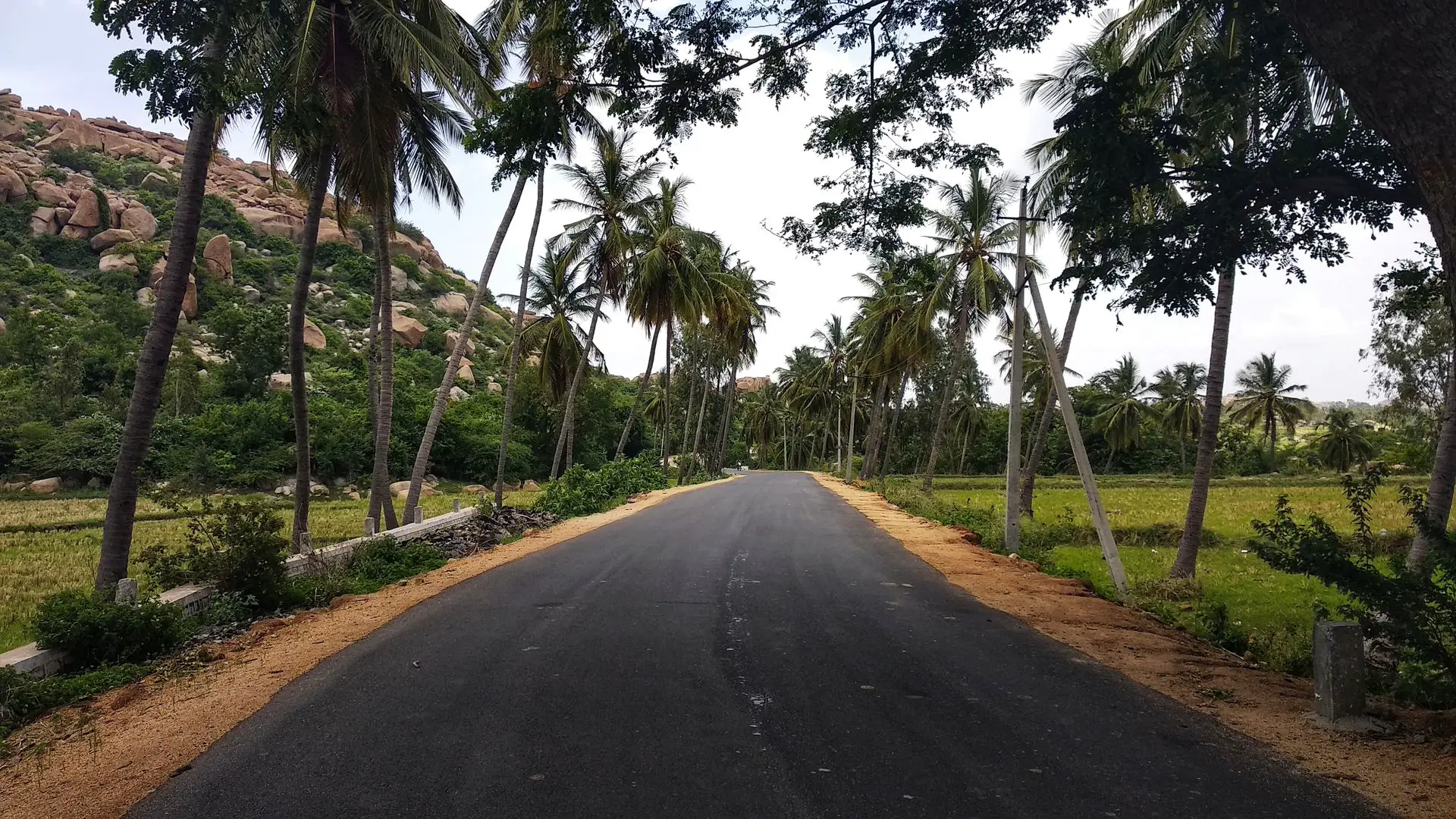Road Towards Hanuman Temple, Anegudi