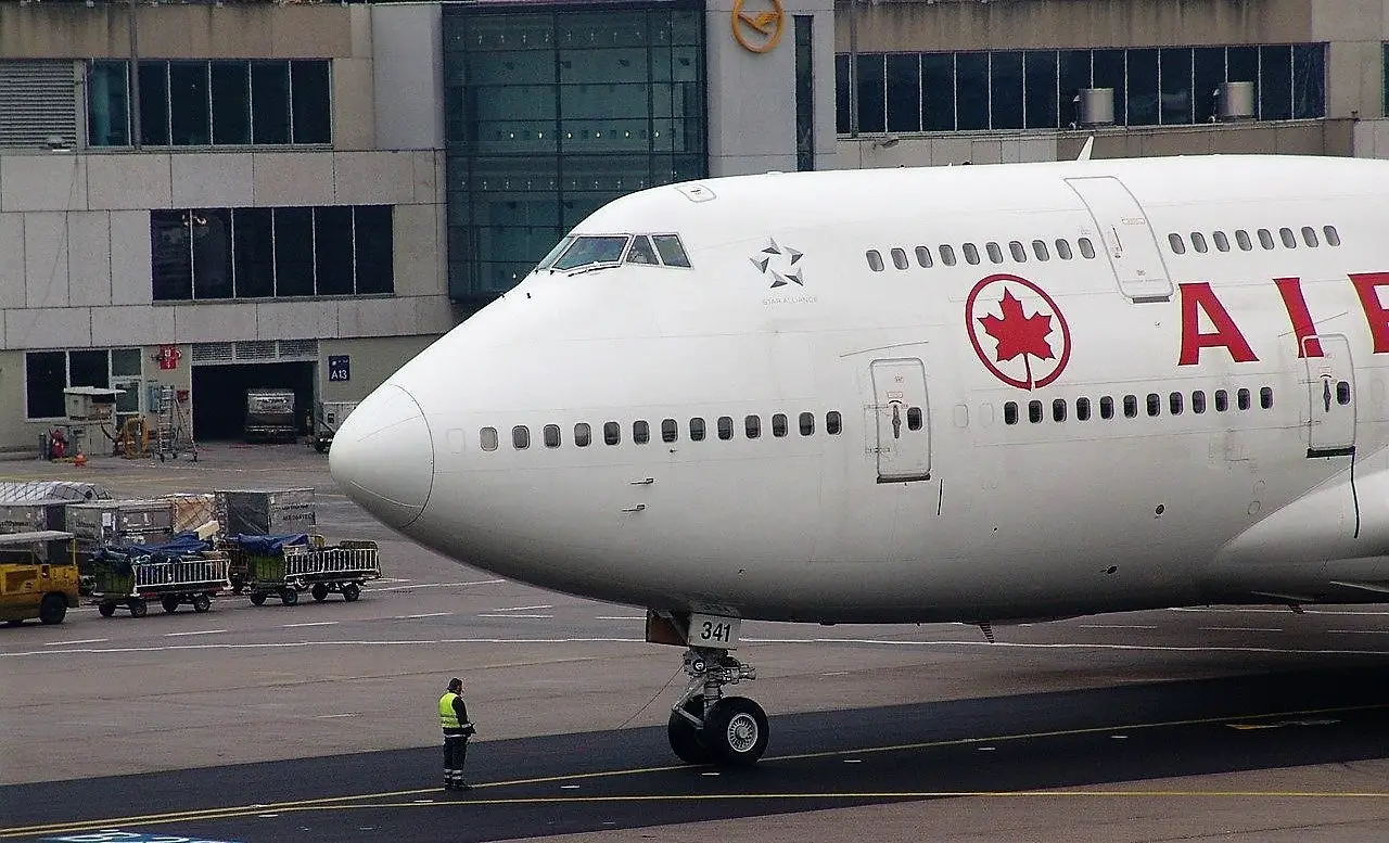 Air Canada 